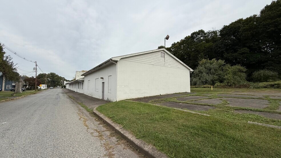 More Photos Of 75 North St, Bloomsbury Office For Lease