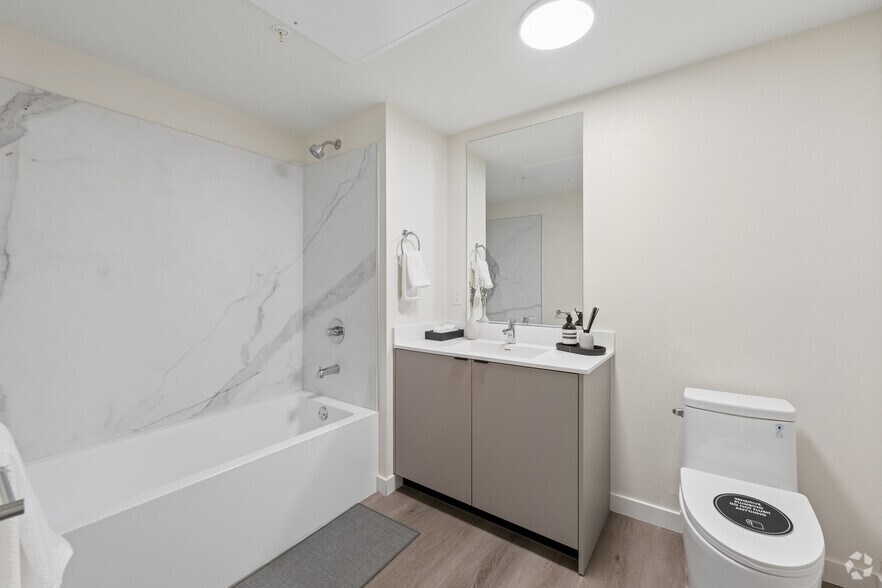 More Photos Of 127 W Pomona St, Monrovia Apartments For Lease