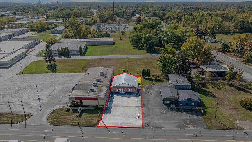 More Photos Of 3103 Lapeer Rd, Port Huron General Retail For Sale