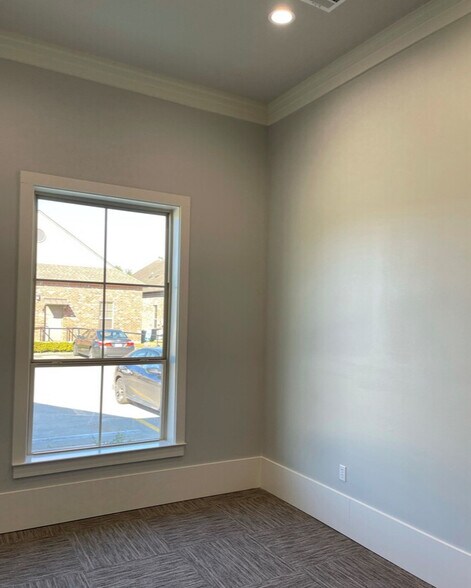 More Photos Of 4021 W.E. Heck Ct, Baton Rouge Office For Lease