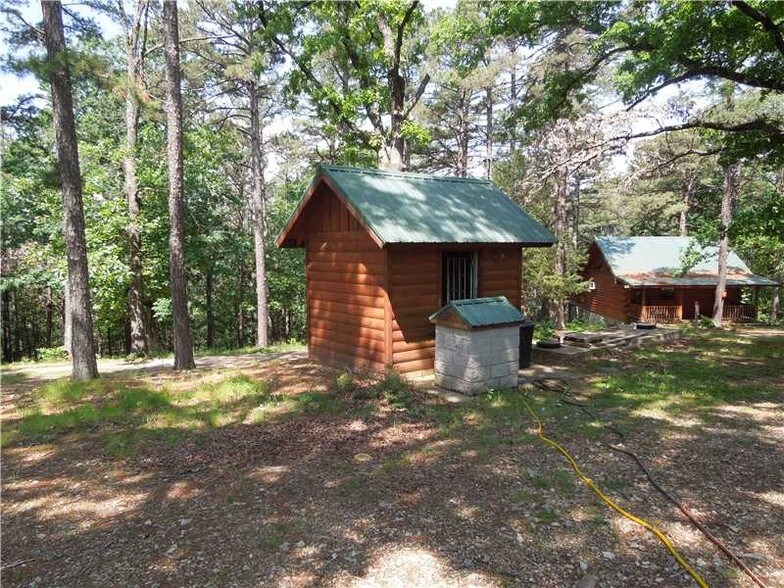 More Photos Of 15695 Highway 187, Eureka Springs Hotel For Sale