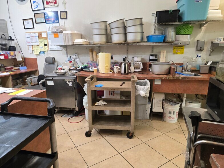 More Photos Of 16441 Pioneer Blvd, Norwalk Unknown For Lease