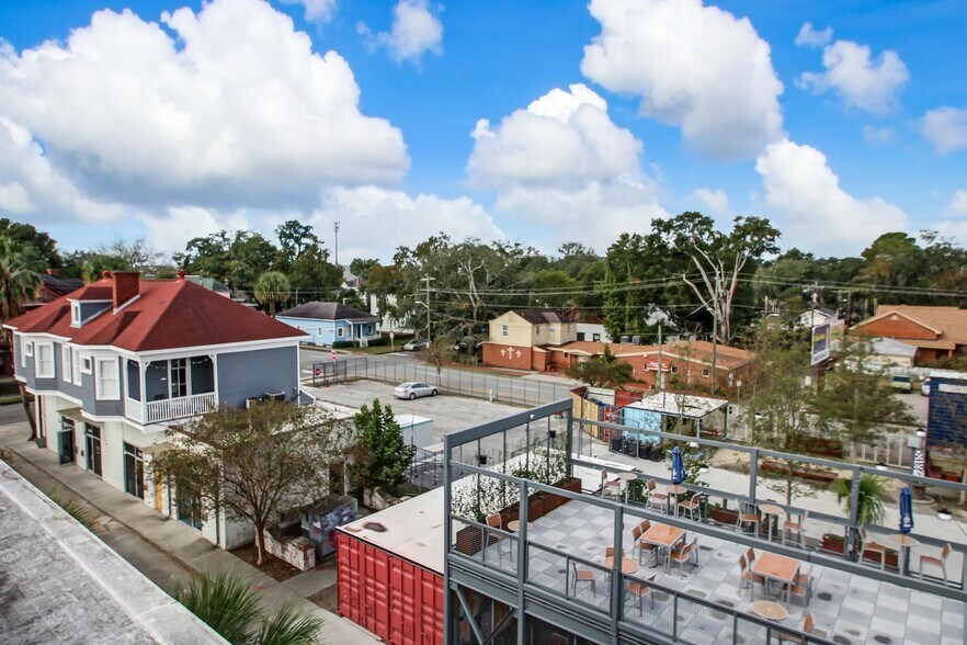 More Photos Of 422 W 43rd St, Savannah Storefront Retail Office For Sale