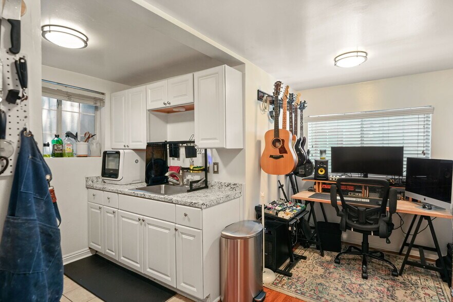 More Photos Of 2142 Baxter St, Los Angeles Apartments For Sale