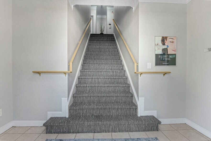 More Photos Of 6531 Creedmoor Rd, Raleigh Office For Sale