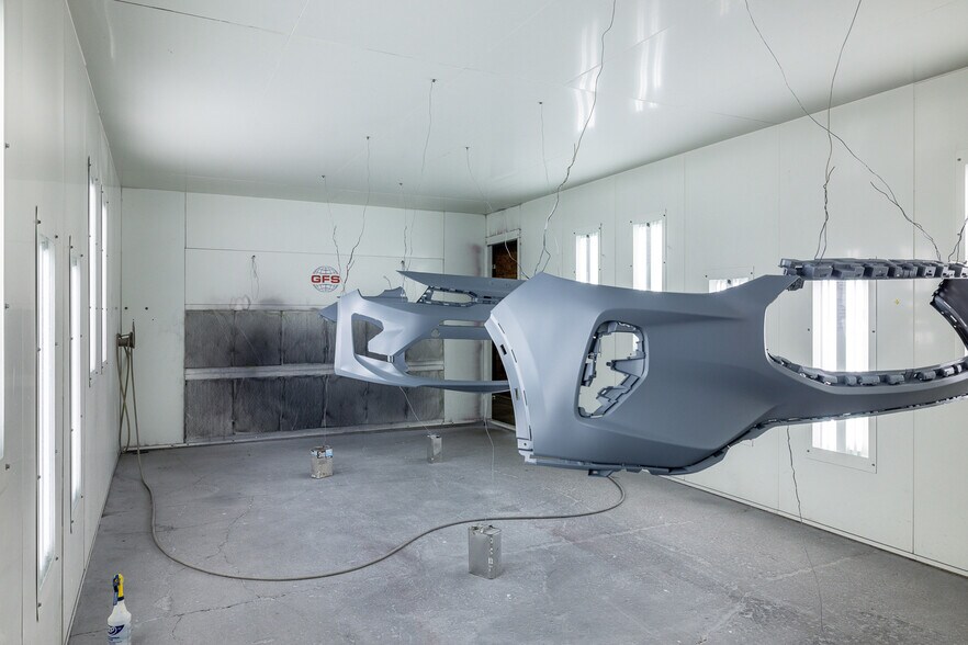 More Photos Of 418 S Commerce St, Bremond Auto Repair For Sale