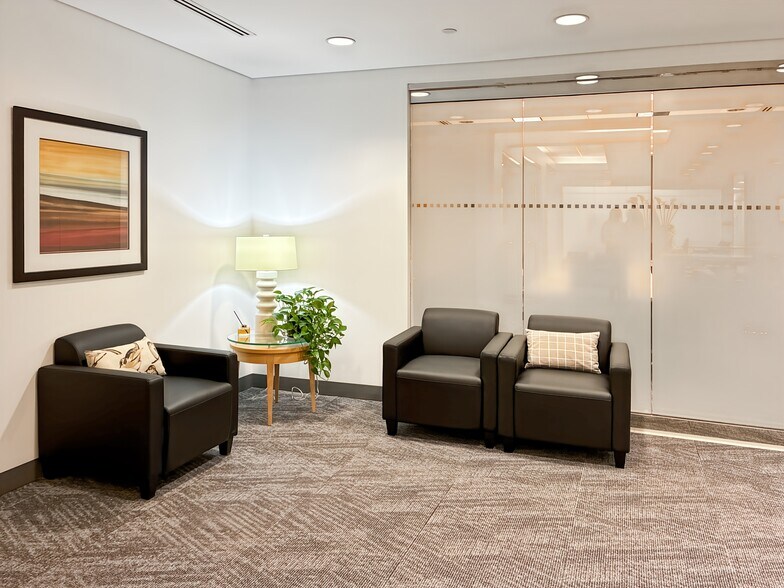 More Photos Of 101 W Big Beaver Rd, Troy Coworking Space