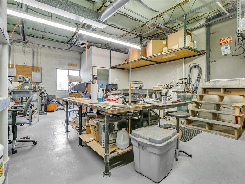 More Photos Of 33 Rumford Ave, Waltham Manufacturing For Lease