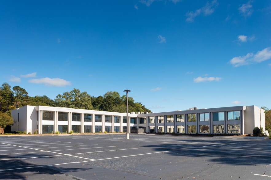 More Photos Of 2951 Flowers Rd S, Atlanta Office For Lease