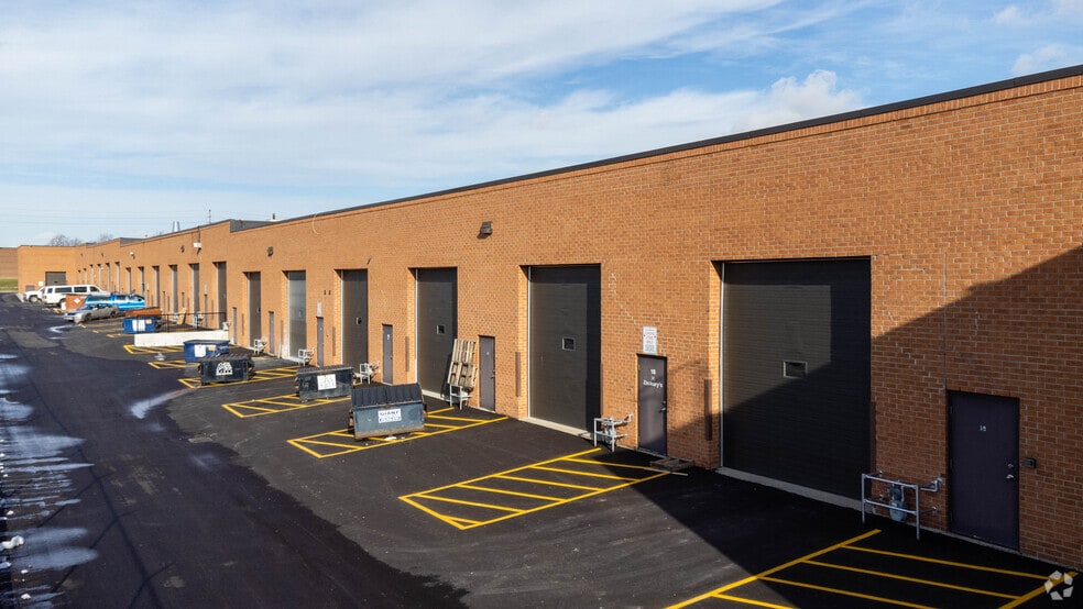 More Photos Of 610 Bowes Rd, Vaughan Warehouse For Sale