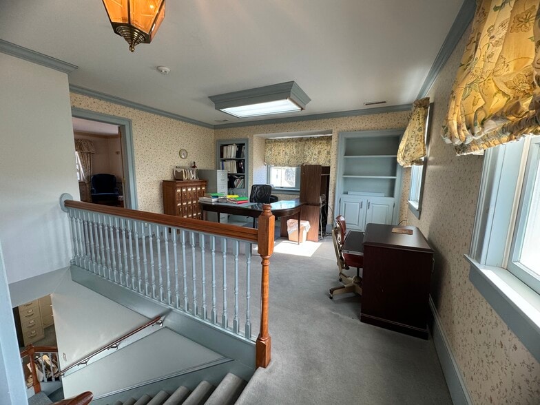 More Photos Of 169 Old Zion Rd, North East Office Residential For Sale