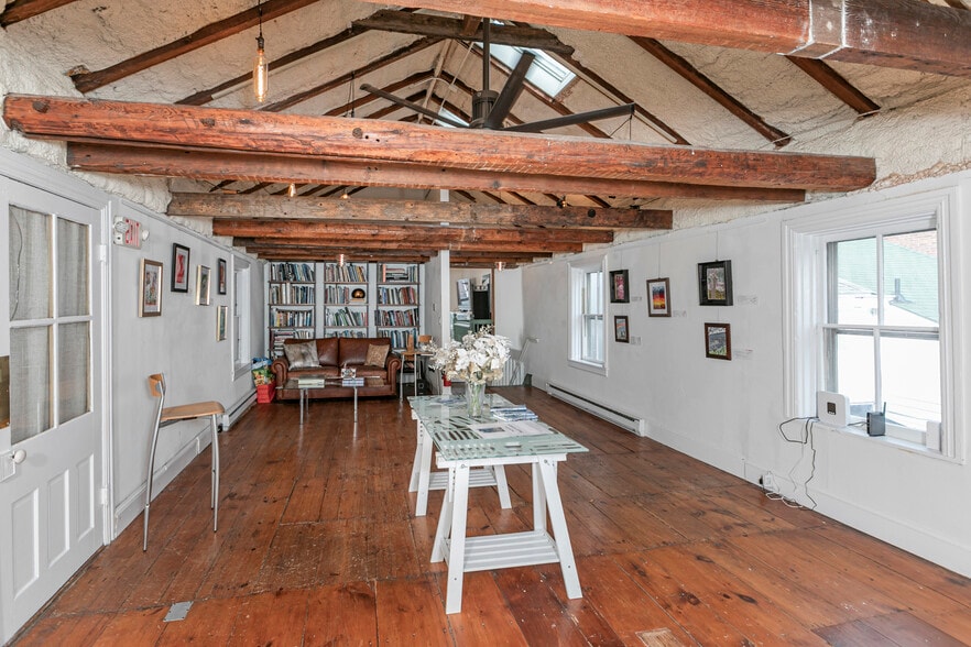 More Photos Of 67 Bridge St, Lambertville Storefront For Sale