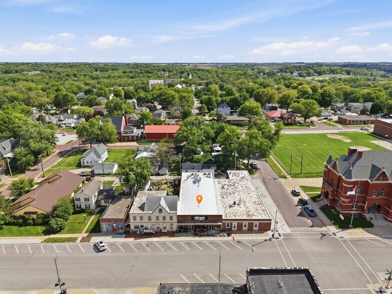 More Photos Of 715 1st Corso, Nebraska City Restaurant For Sale