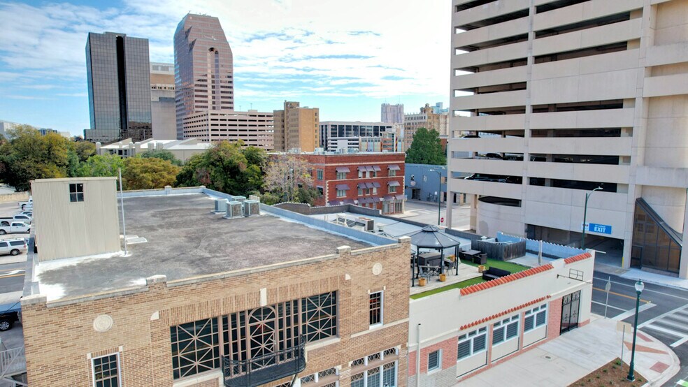 More Photos Of 500 N Main Ave, San Antonio Loft Creative Space For Sale