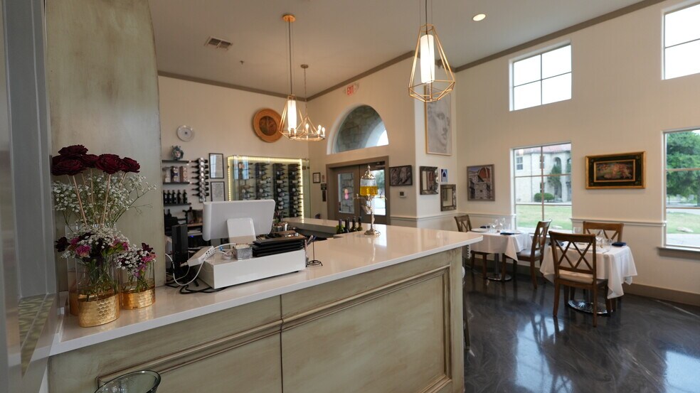 More Photos Of 6675 Mediterranean Dr, McKinney Restaurant For Sale