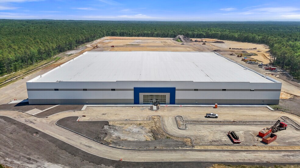 More Photos Of 400 Kolendorski Rd, Jackson Township Unknown For Lease