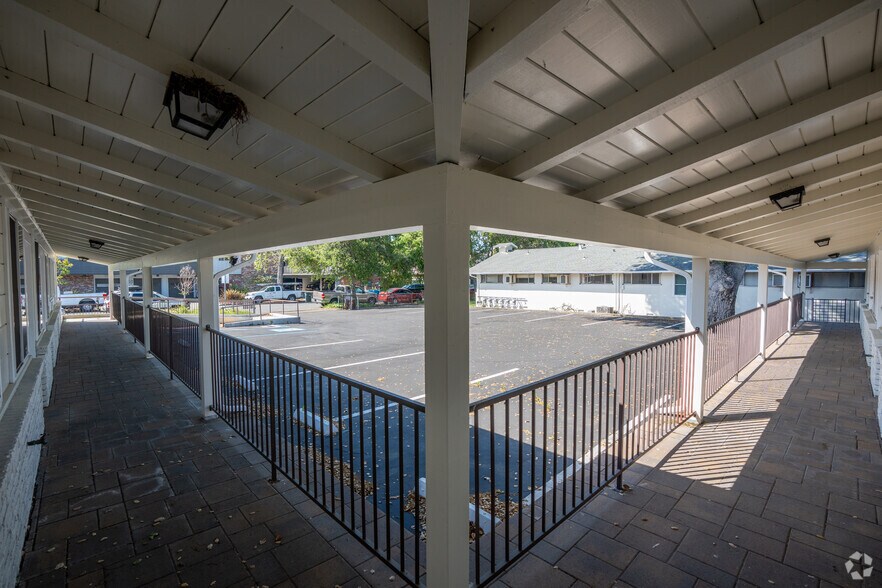 More Photos Of 51 Renato Ct, Redwood City Unknown For Lease