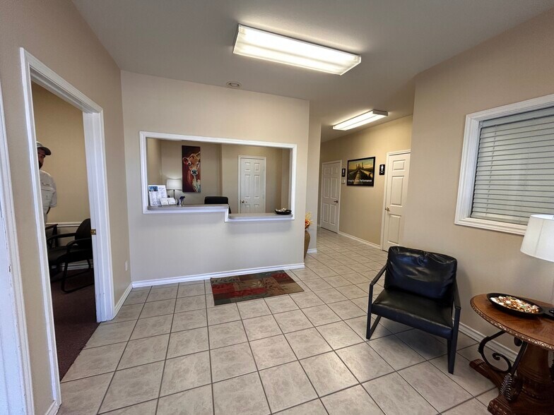 More Photos Of 2527 Highway 361, Ingleside Office For Lease