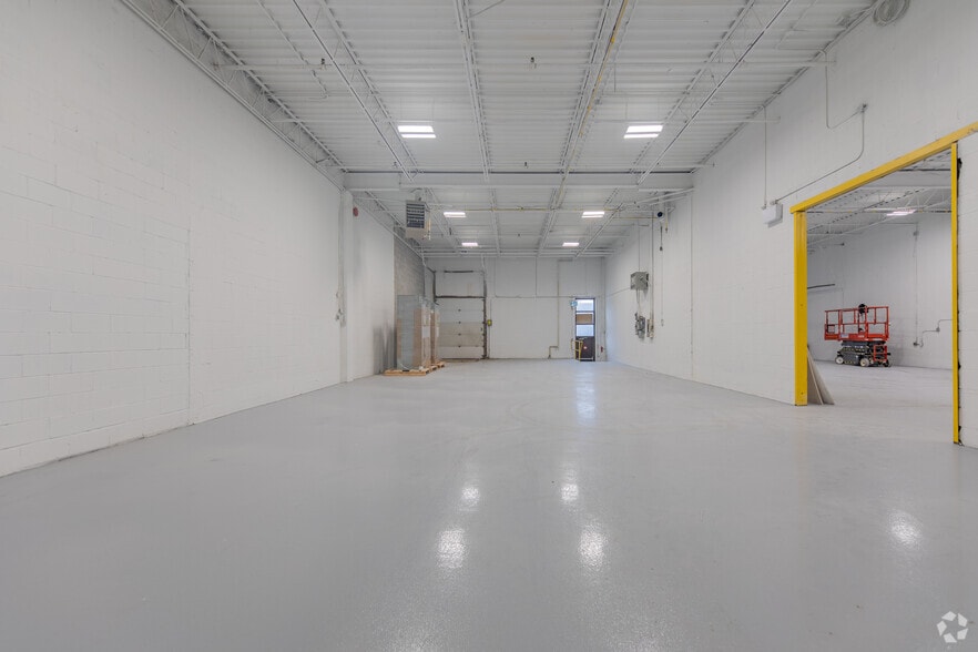 More Photos Of 50-70 Novopharm Ct, Toronto Warehouse For Sale