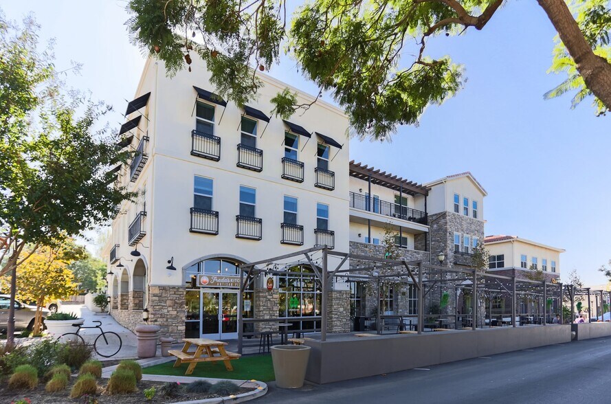 2024 Ventura Blvd, Camarillo, CA 93010 Apartments For Sale