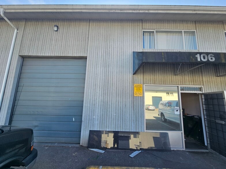 More Photos Of 11538 132A St, Surrey Warehouse For Sale