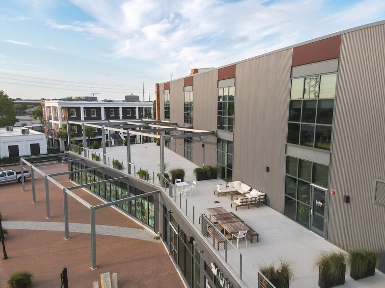 More Photos Of 1640 Meeting Street Rd, Charleston Office For Lease