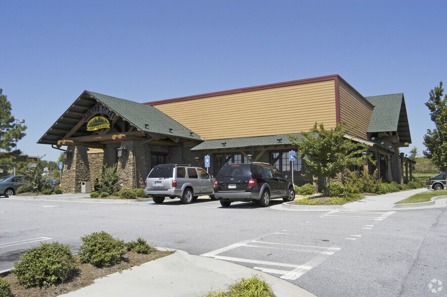 Primary Photo Of 2930 Stonecrest Cir, Lithonia Restaurant For Lease