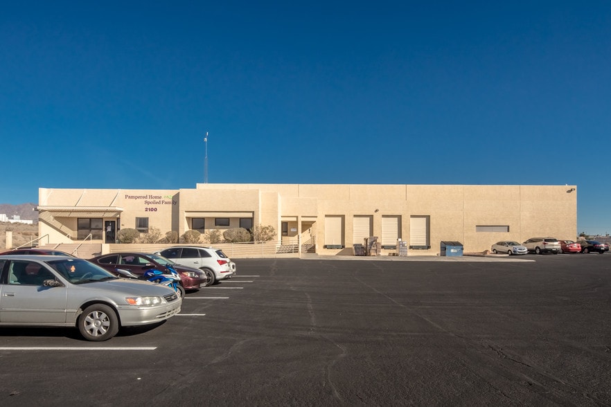 More Photos Of 2100 College Dr, Lake Havasu City Warehouse For Sale