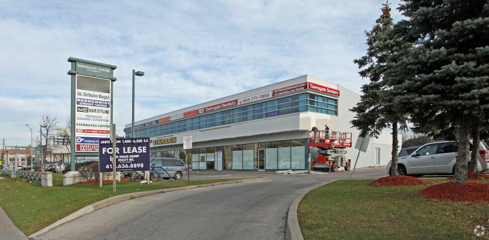 More Photos Of 7077 Bathurst St, Vaughan Storefront Retail Office For Lease