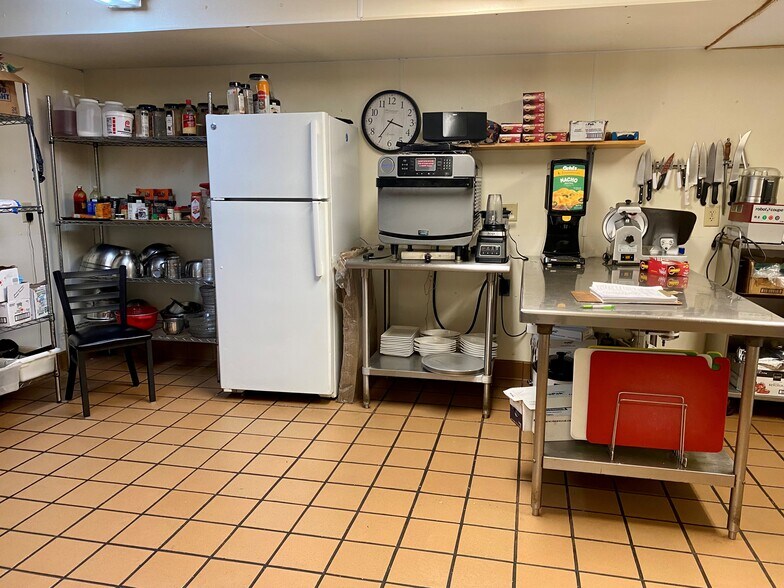 More Photos Of 117 S Main St, Chamberlain Restaurant For Sale