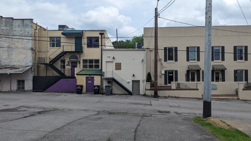More Photos Of 114 N Main St, Goodlettsville Storefront Retail Office For Sale