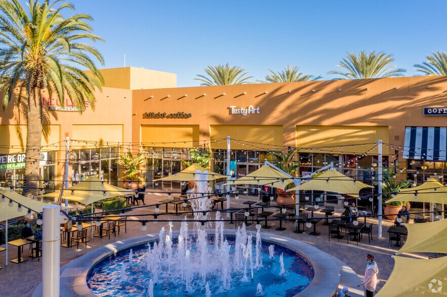 More Photos Of 2915-3011 El Camino Real, Tustin Unknown For Lease
