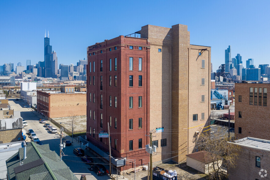 Primary Photo Of 1719 S Clinton St, Chicago Loft Creative Space For Lease