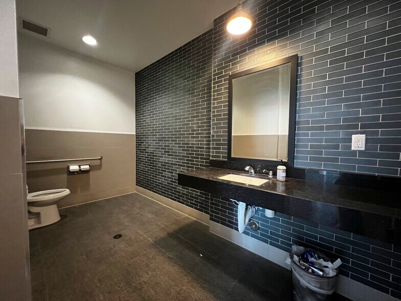 More Photos Of 1030 N Alvarado St, Los Angeles Apartments For Lease