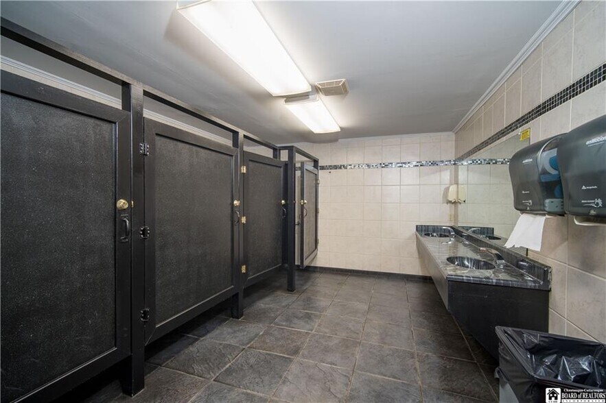 More Photos Of 12-14 Water St, Fredonia Bar For Sale