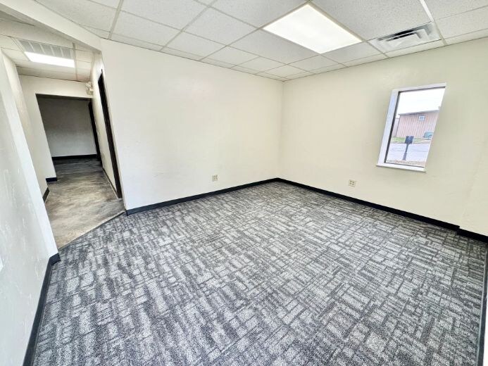 More Photos Of 1601 SE 37th St, Oklahoma City Industrial For Sale