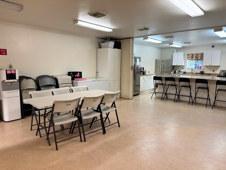 More Photos Of 2428 Wavell St, Houston Religious Facility For Sale