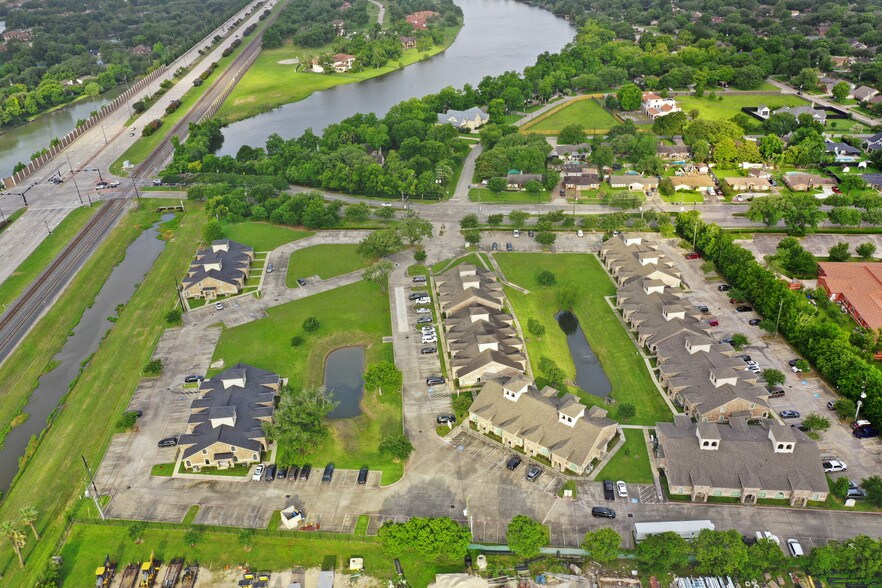 More Photos Of 134 Eldridge Rd, Sugar Land Office Residential For Lease