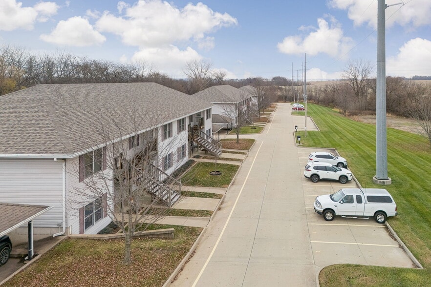 More Photos Of 2301 S Riverside Rd, Saint Joseph Apartments For Sale