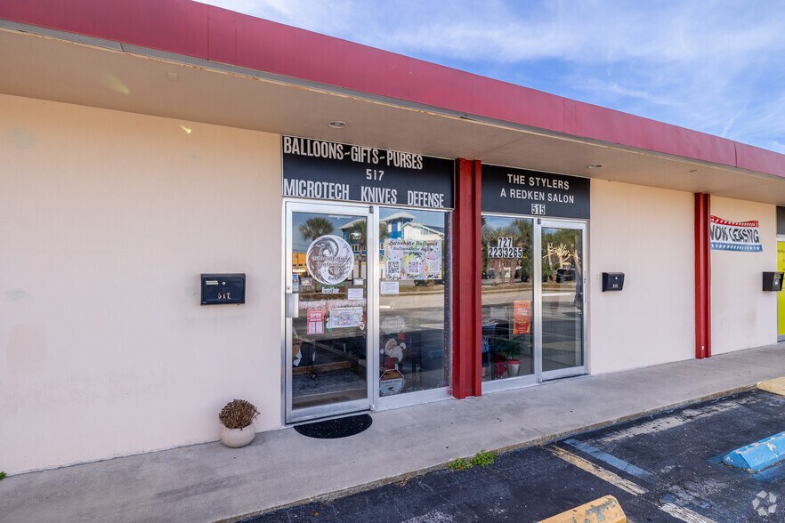 More Photos Of 501-527 S Paula Dr, Dunedin Office For Lease