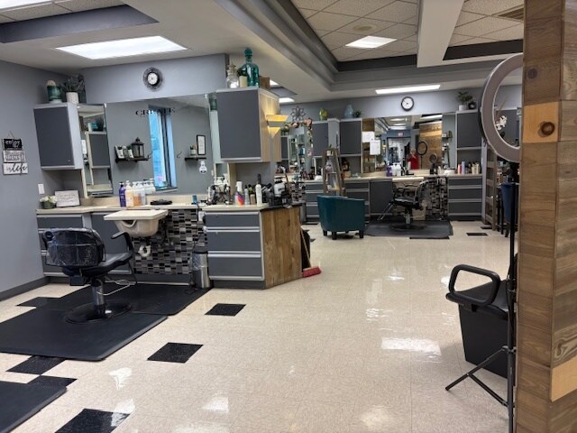 More Photos Of 432 Prospect Ave, North Fond Du Lac Freestanding For Sale