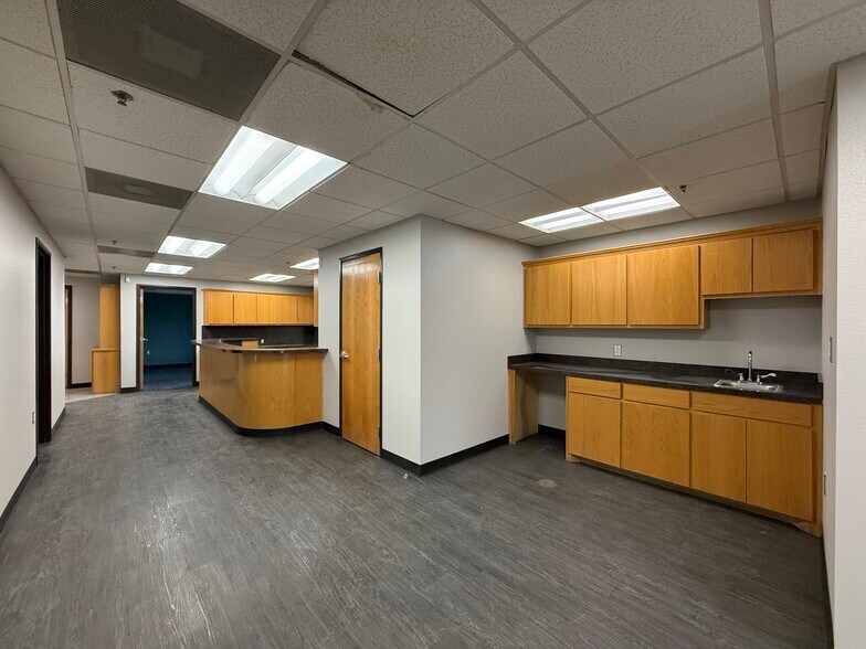 More Photos Of 4801 W University Dr, Denton Unknown For Lease