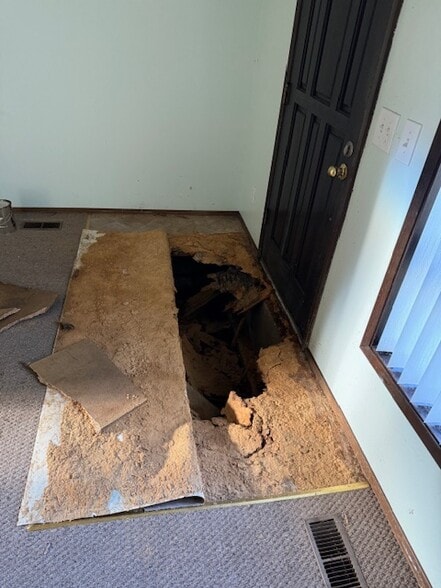 More Photos Of 19321 NE 10th Ave, Ridgefield Industrial For Sale