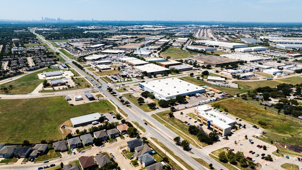 More Photos Of 3033 Military Pky, Mesquite Warehouse For Sale