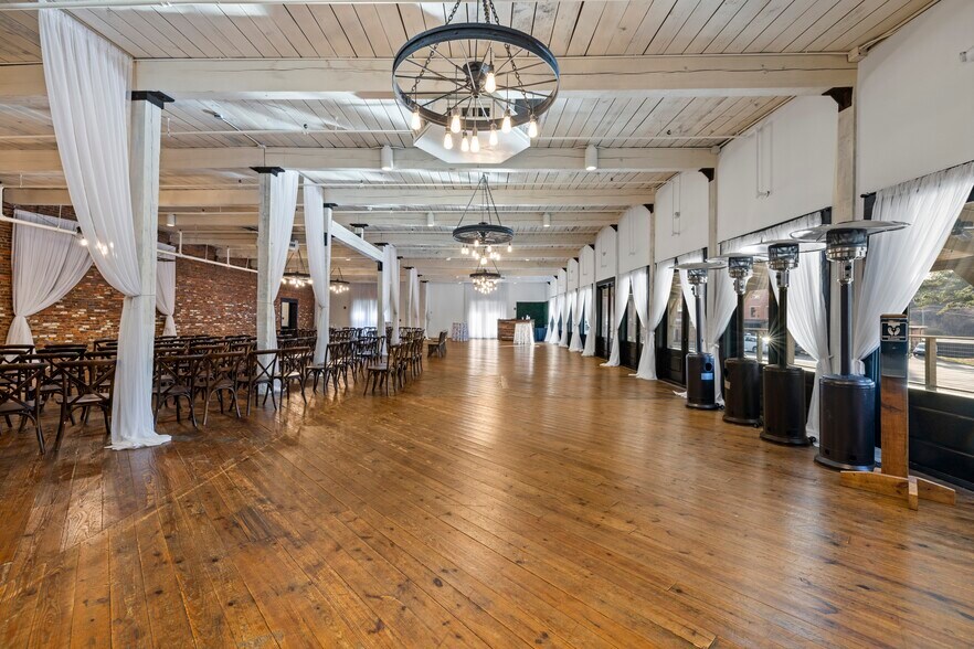 More Photos Of 600 S Broad St, Monroe Manufacturing For Lease