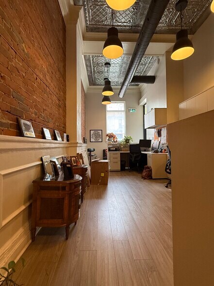 More Photos Of 711 Queen St E, Toronto Bank For Lease