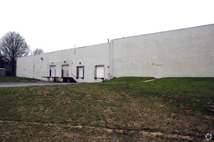 More Photos Of 538 Route 38 E, Maple Shade Township Auto Dealership For Lease