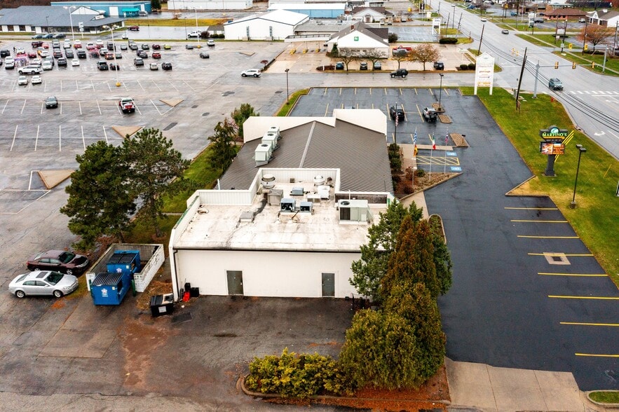 More Photos Of 4415 Liberty Ave, Vermilion General Retail For Sale