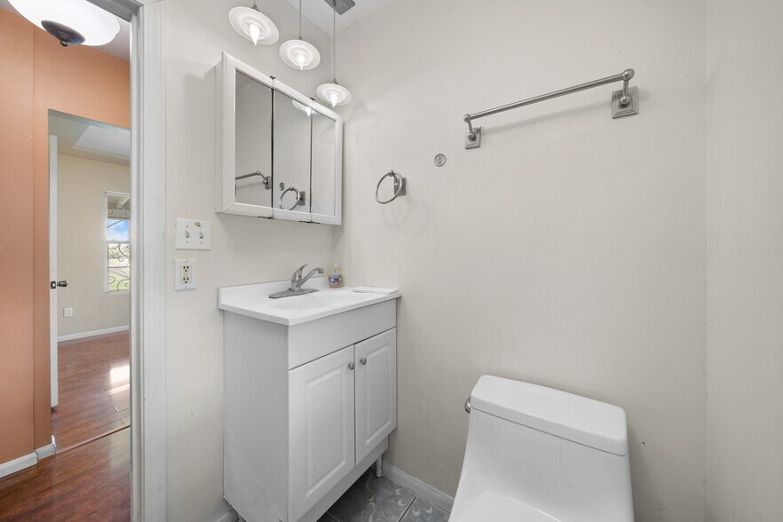 More Photos Of 8241 Koch Rd, Bakersfield Land For Sale