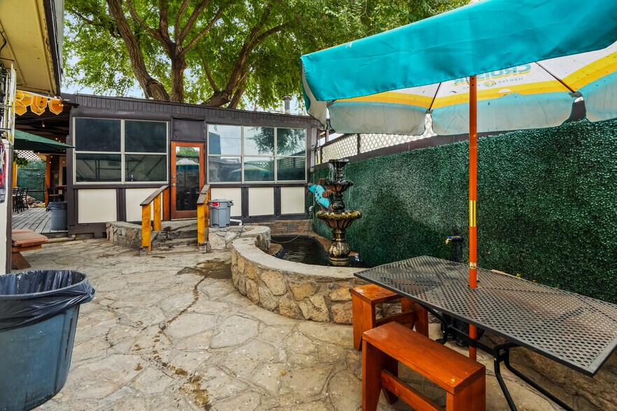 More Photos Of 5200 Doniphan Dr, El Paso Bar For Sale